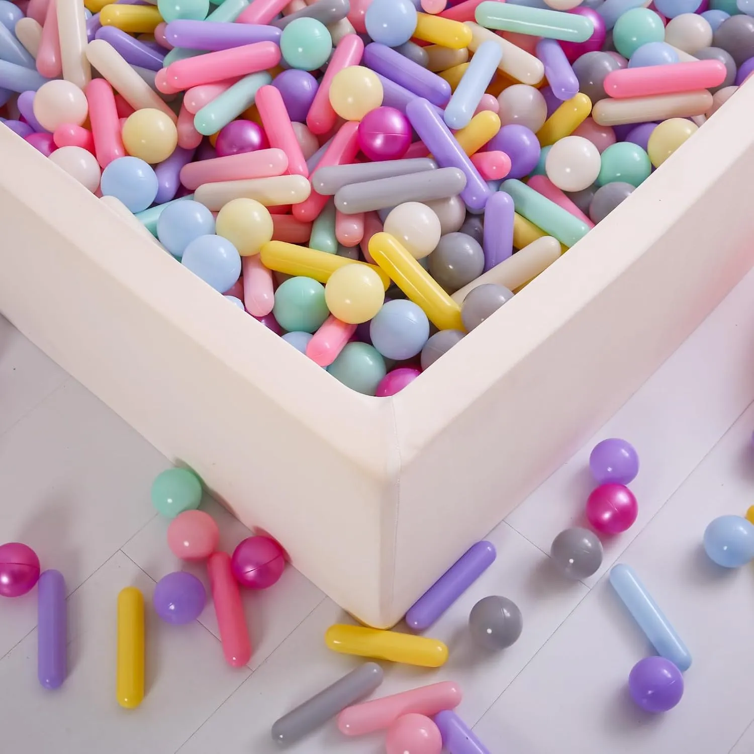 Ball Pit Balls and Strips for Ball Pits, 50 200 500pcs Cute Plastic Star Toy Balls for Kids, Baby Toddler 1-3 Birthday, Bounce House, Play Tent, Baby Pool Water Toys, Party
