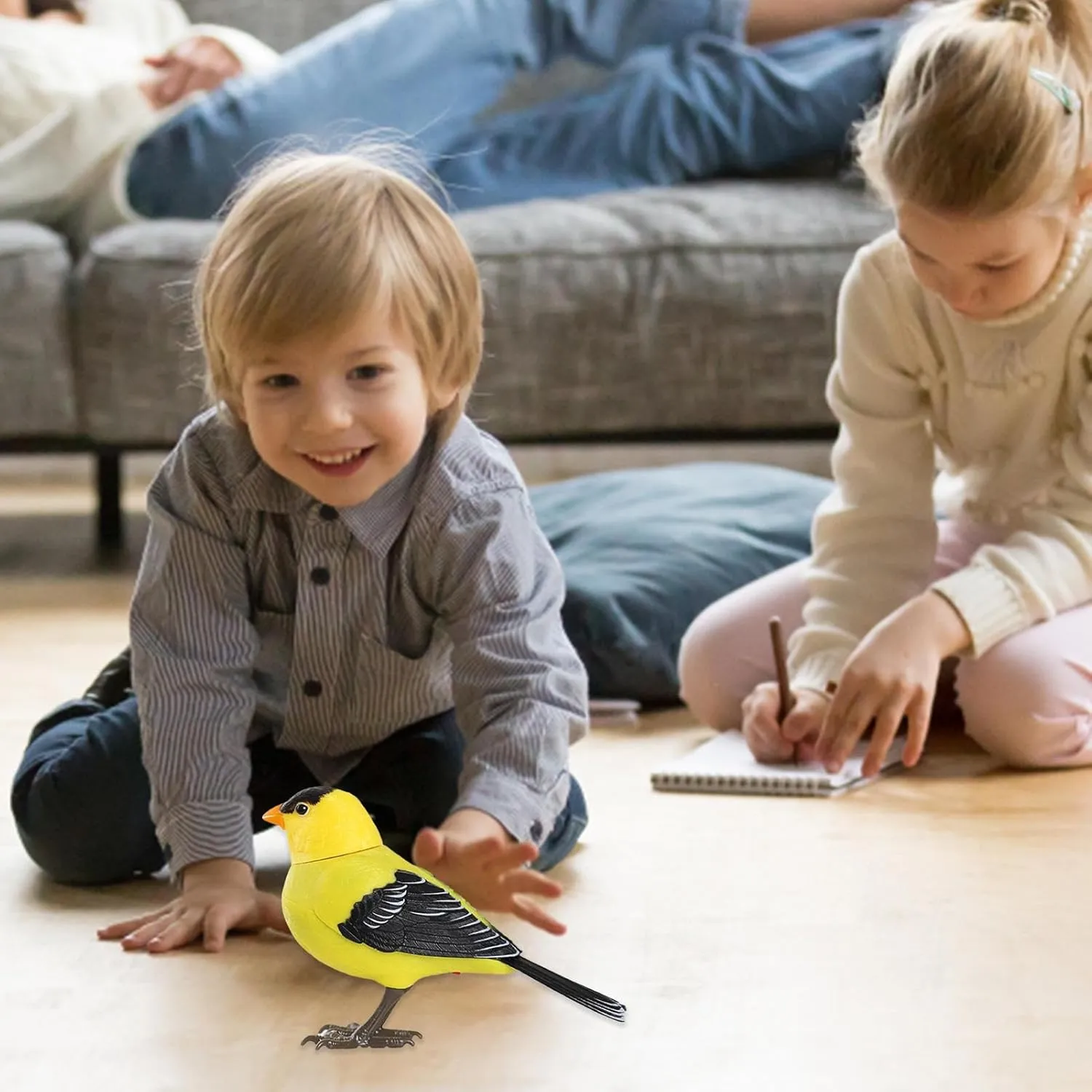 Electric Singing and Chirping Bird Toy, Cute Interactive Bird Toy and Decoration, Motion and Sound Activated, Battery Operated Simulation Bird Toys for Kids, Electric Desk Pets
