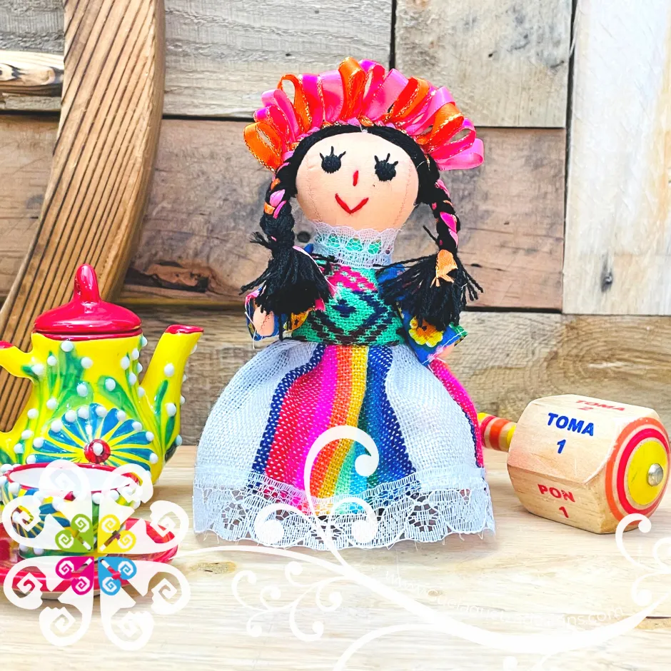 Extra Mini Mexican Otomi Doll - Sencilla