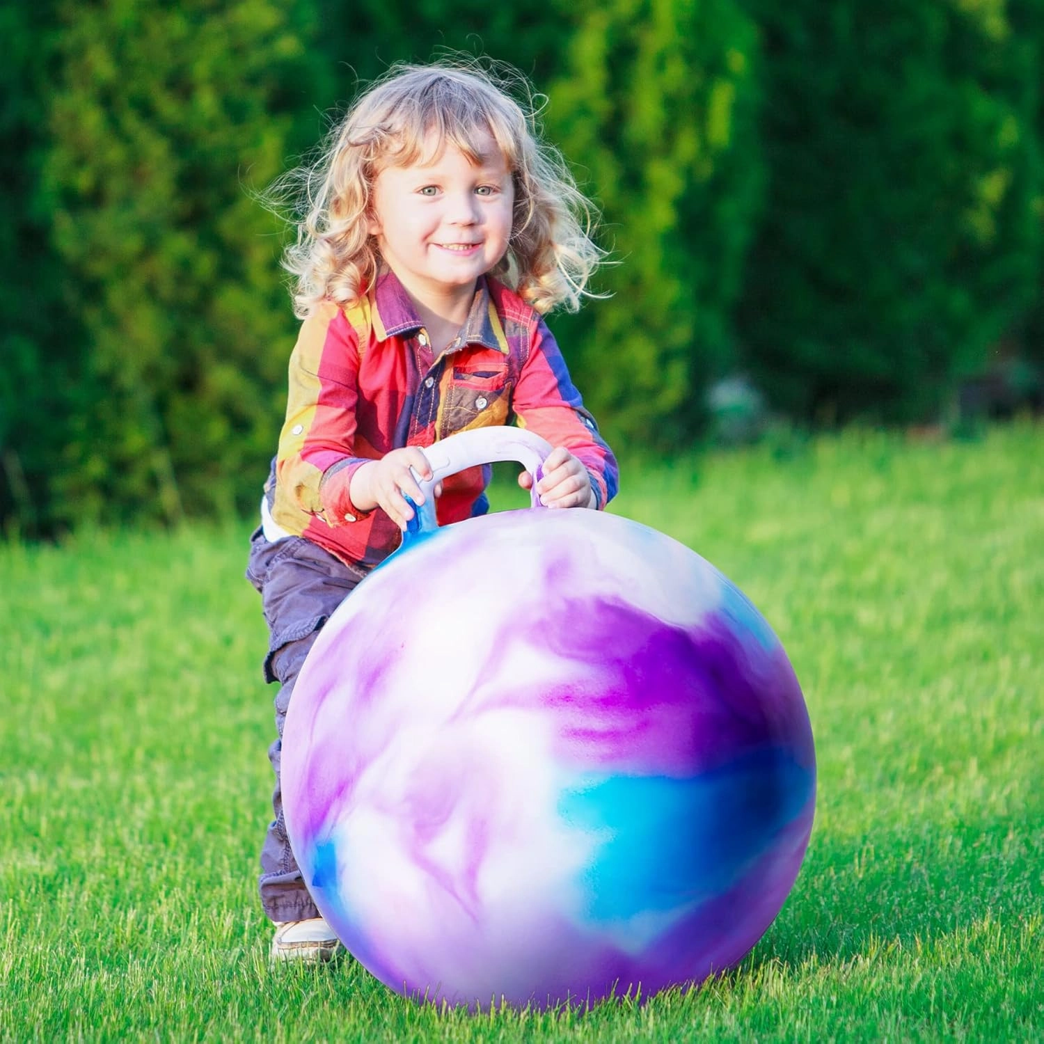 Hopper Ball, Hopping Toys for Kids, 20 inch Bouncy Ball with Handle for Boys Girls Aged 5-12, Inflatable Clouds Bounce Hopper Toy with Pump
