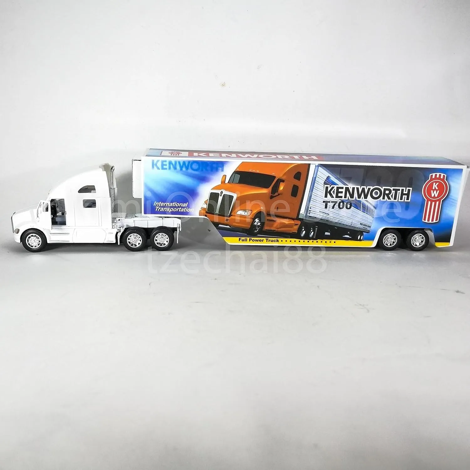 KiNSMART Kenworth T700 Container Truck, 1:68 Scale, Die Cast Metal Model, White with Decals, Pullback Action