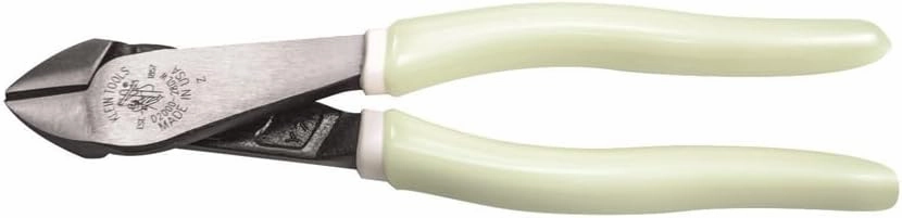Klein Tools D200028GLW Pliers, Made in USA, Hi-Viz Diagonal Cutting Pliers with Short Jaws and Glow in the Dark Handles, 8-Inch