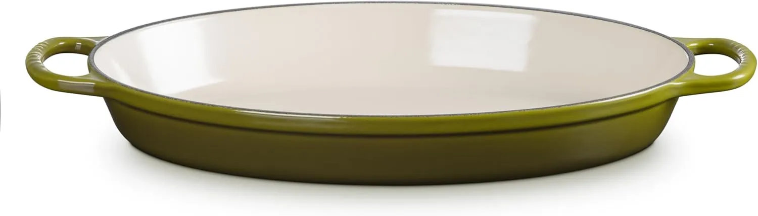 Le Creuset Enameled Cast Iron Signature Oval Baker, 3 qt., Olive