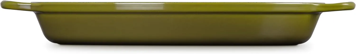 Le Creuset Enameled Cast Iron Signature Oval Baker, 3 qt., Olive