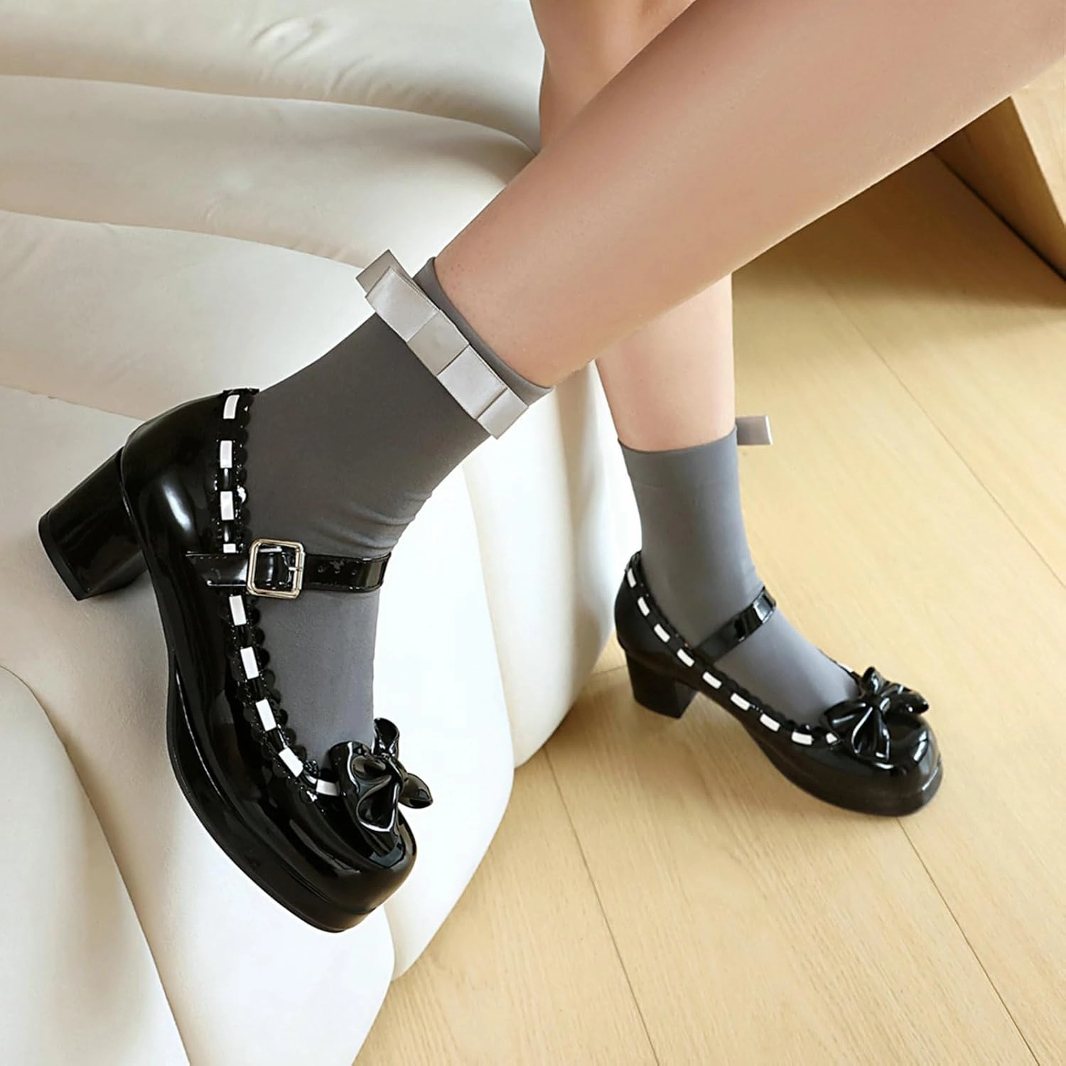 LUXMAX Women's Kawaii Heels Cute Mary Janes Bow Shoes Chunky Heel Ankle Strap Pumps Platform High Heel Sweet Cosplay Shoes,Uniform Japanese Style Shoes
