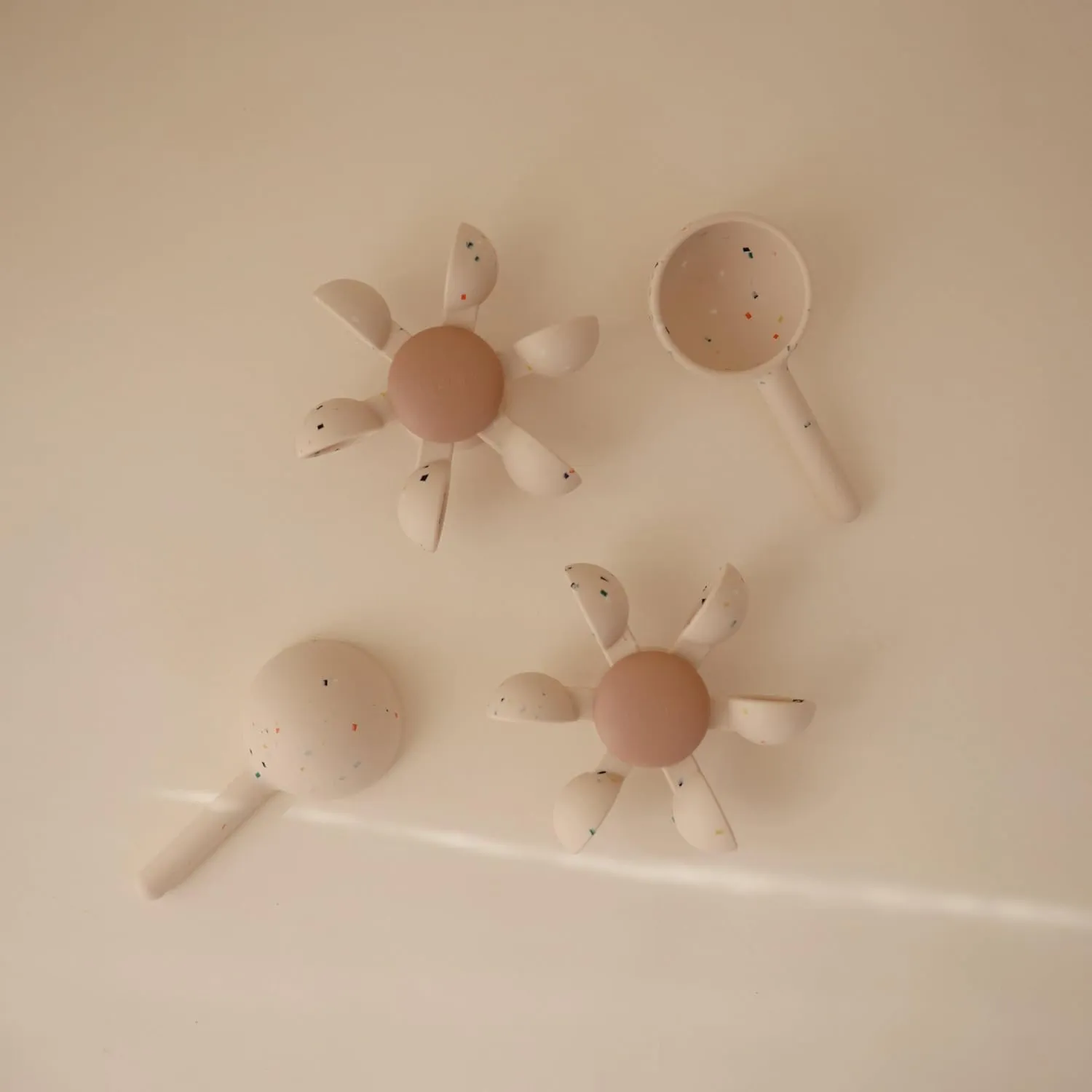 mushie Water Wheel Bath Toy | Toddler Sensory Toys for Bath & Play