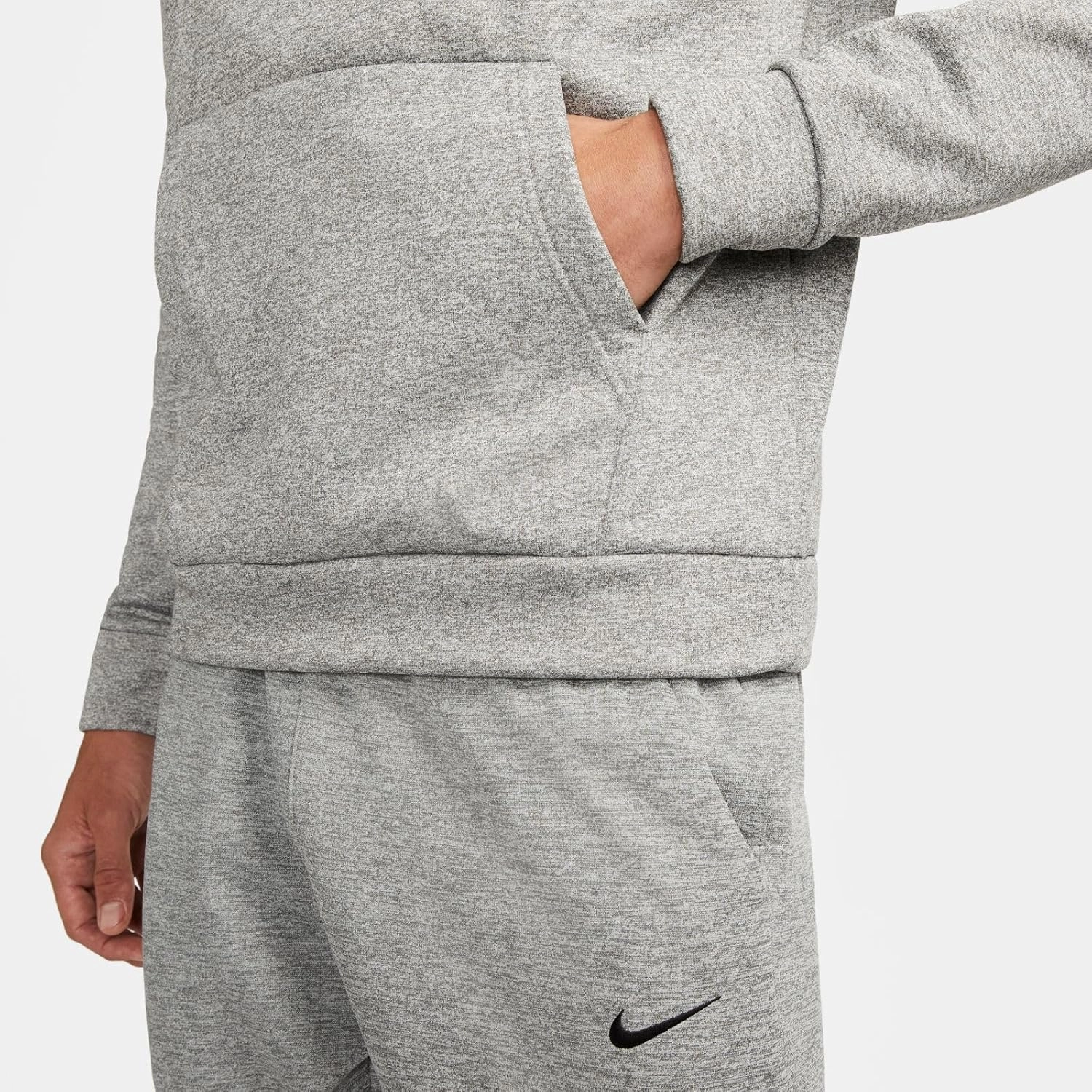 Nike Men's Therma Hooded Fitness Pullover