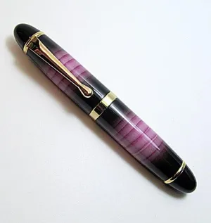 Pen shape perfume refillable and leakage proof travel size atomizer (Violet and black version)