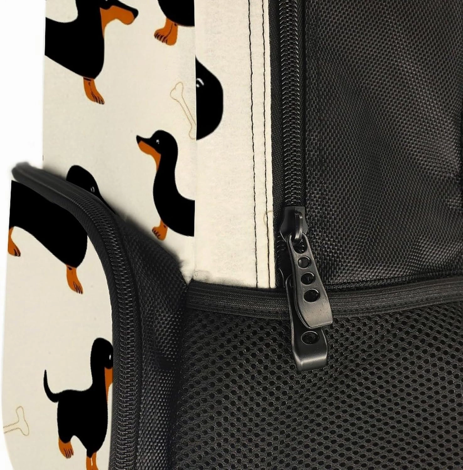 Supdreamc Men Women Polyester Wiener Dog Doxie Dachshund Weiner Dog Pet Dogs Casual Daypack Large Capacity Carry On Bag With Adjustable Shoulder Straps for Camping Work Running