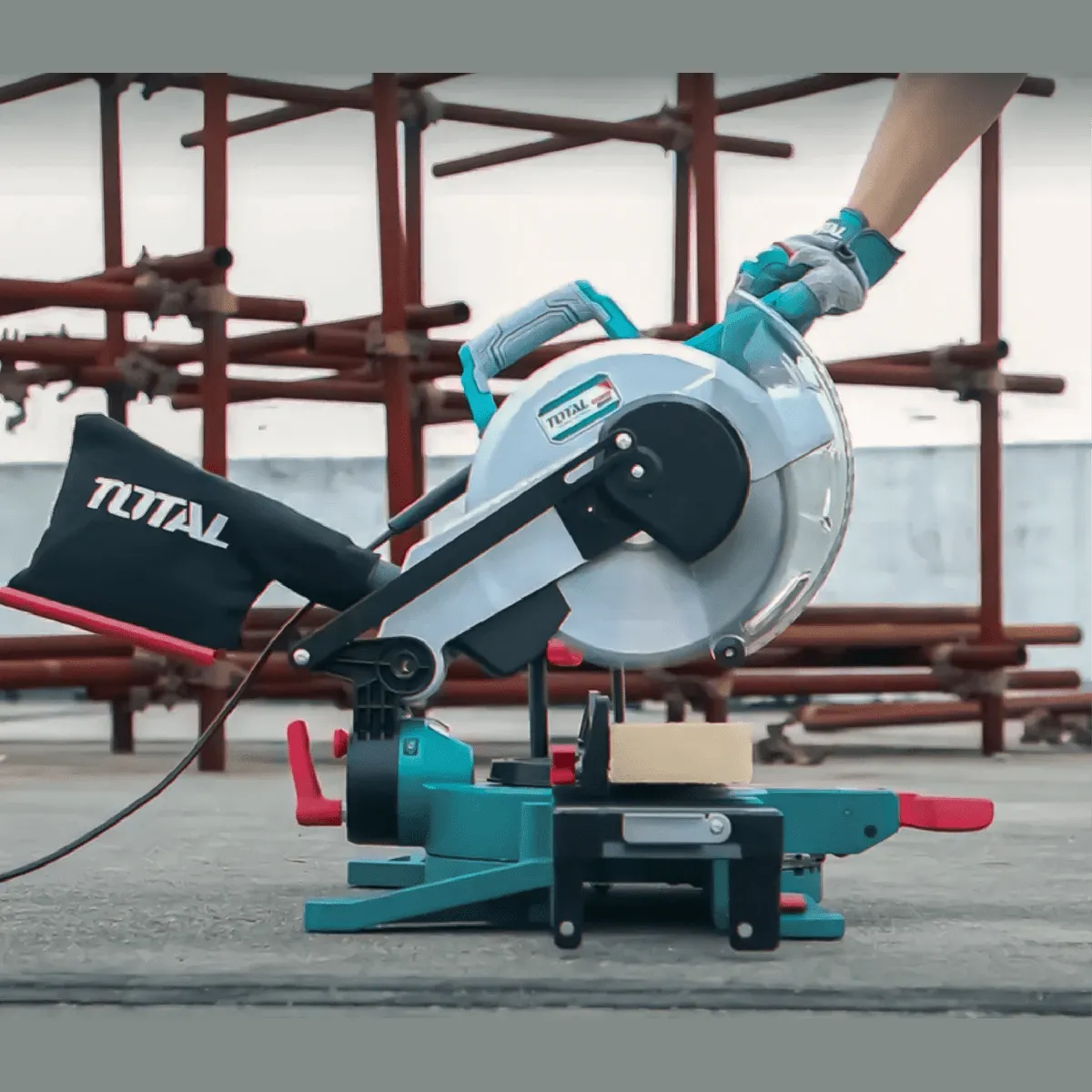 Total Sliding Mitre Saw 1800W 255mm - TS42152557